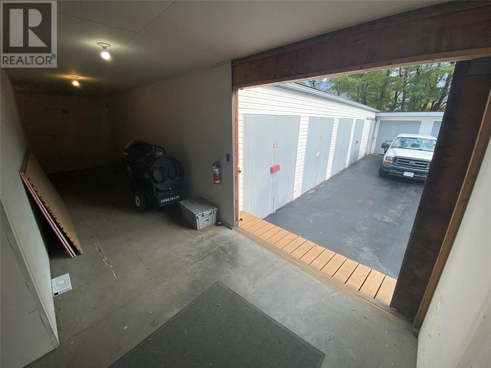 2305 6th Avenue Property Photo 15