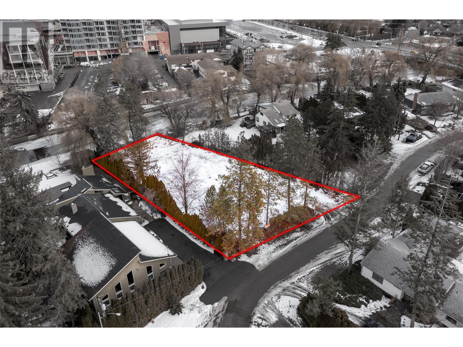 569 Radant Road Property Photo 4
