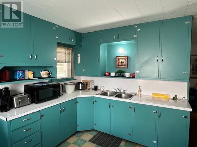 772 304th Street Property Photo 5
