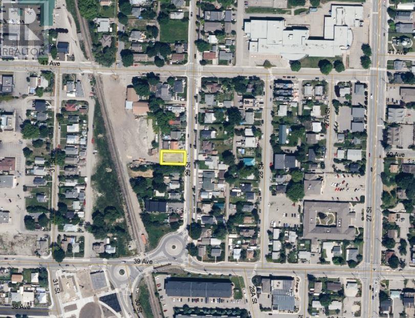 4000 29 Street Property Photo 1
