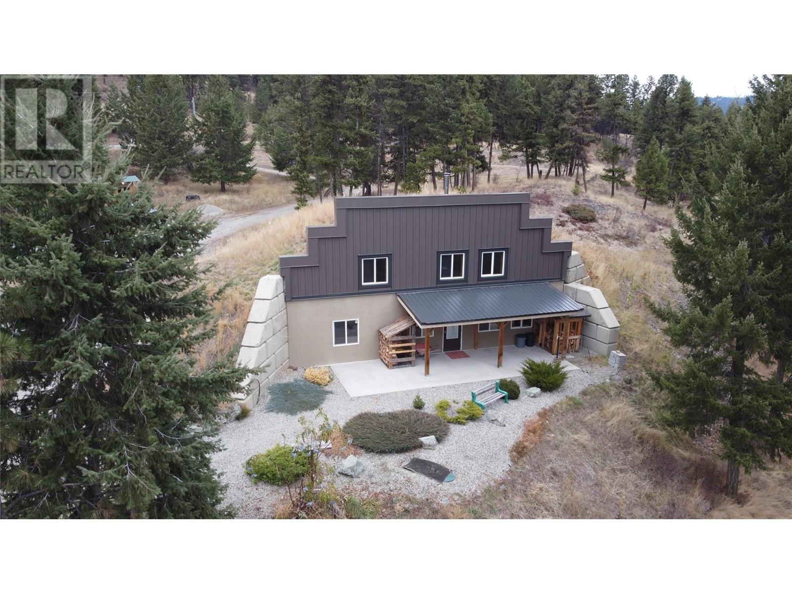 1910 Hulme Creek Road Property Photo 48