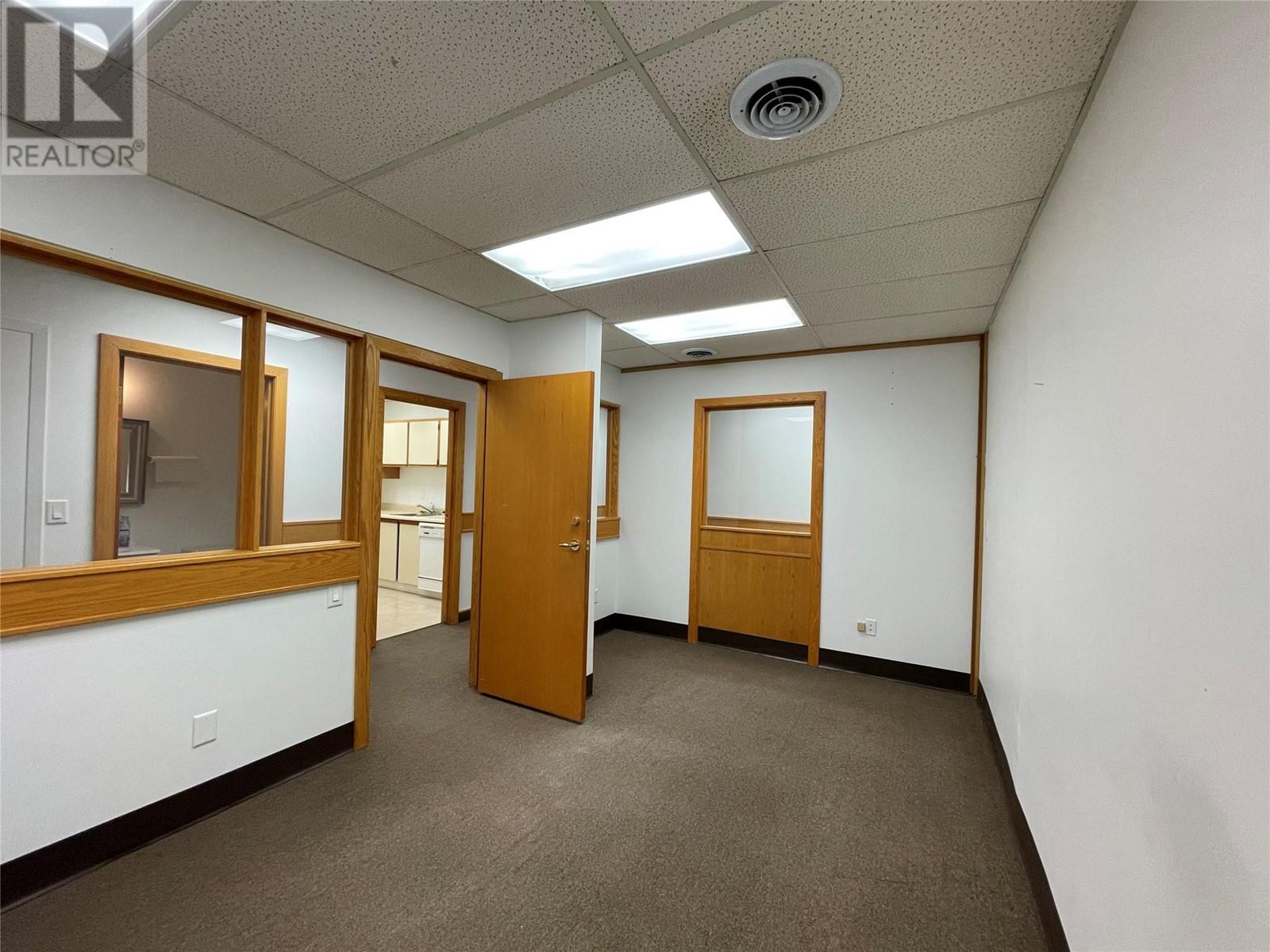 247 Lawrence Avenue Property Photo 12