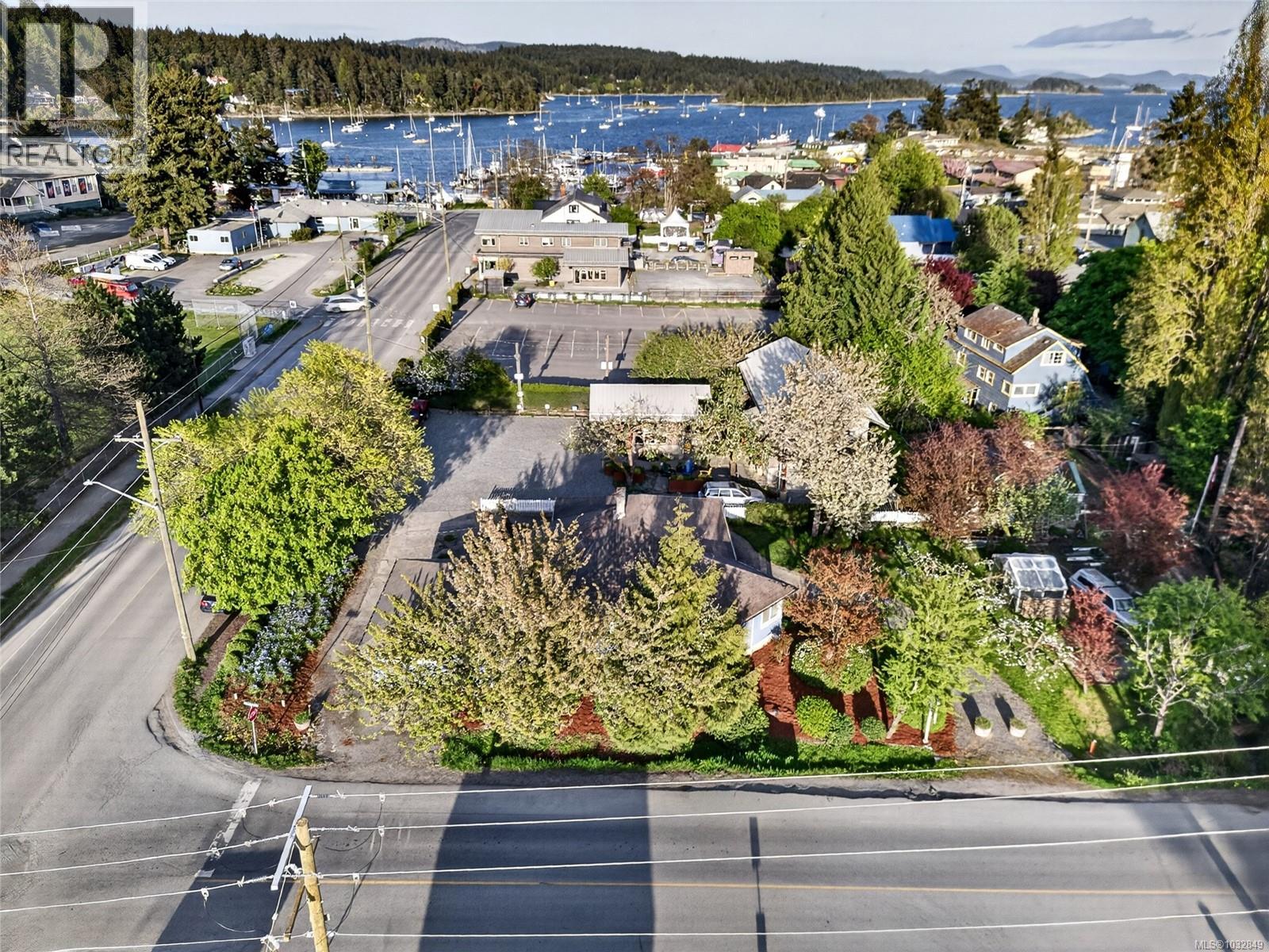 127 Rainbow Rd Property Photo 8