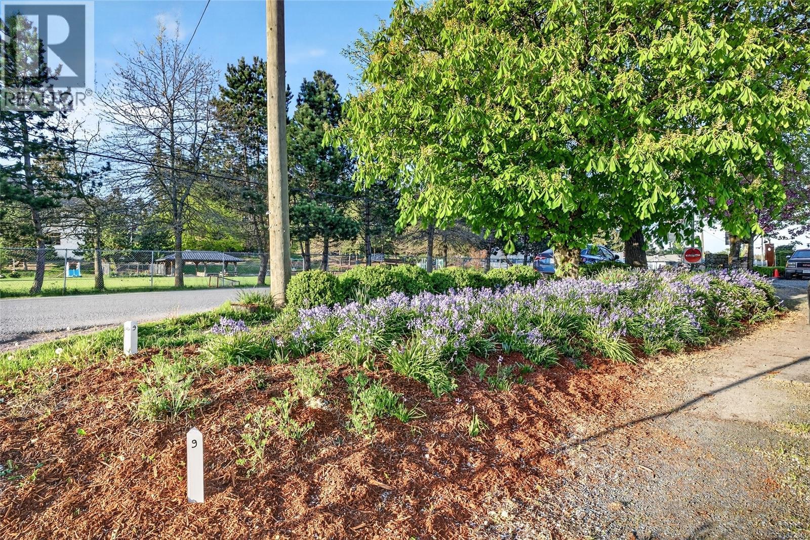 127 Rainbow Rd Property Photo 46