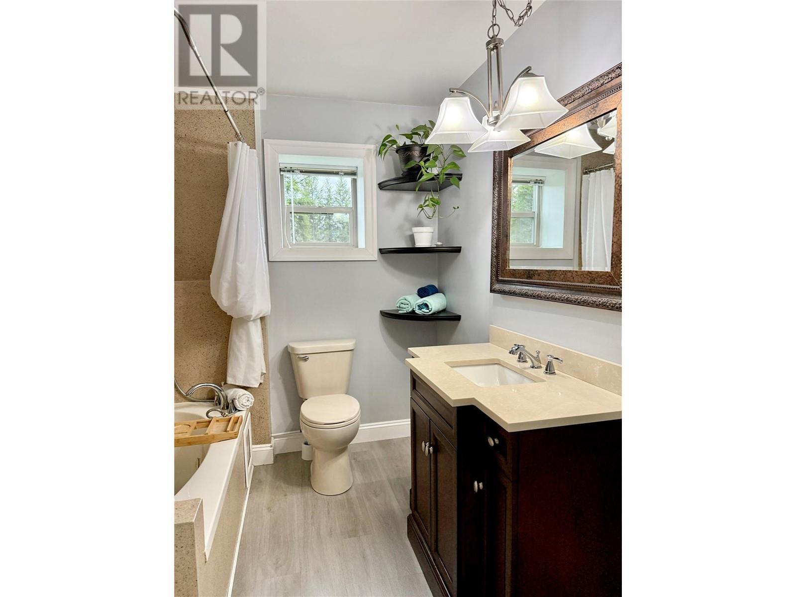 565 Clearwater Valley Road Property Photo 34