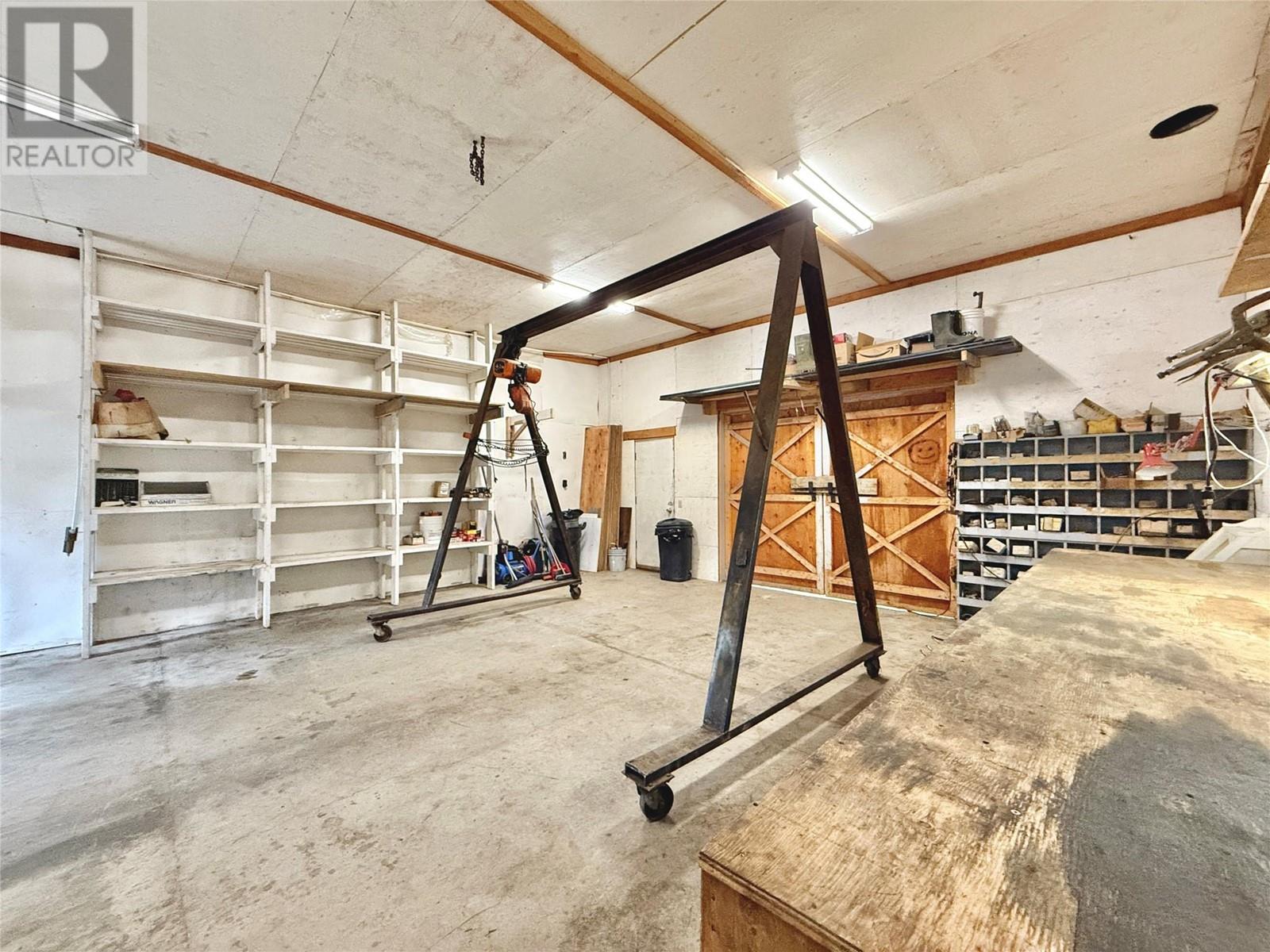 565 Clearwater Valley Road Property Photo 47