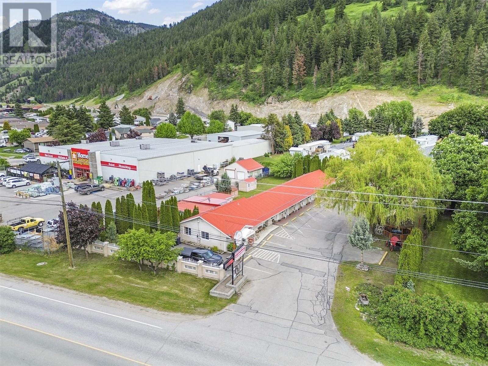 181 Shuswap Avenue Property Photo 2