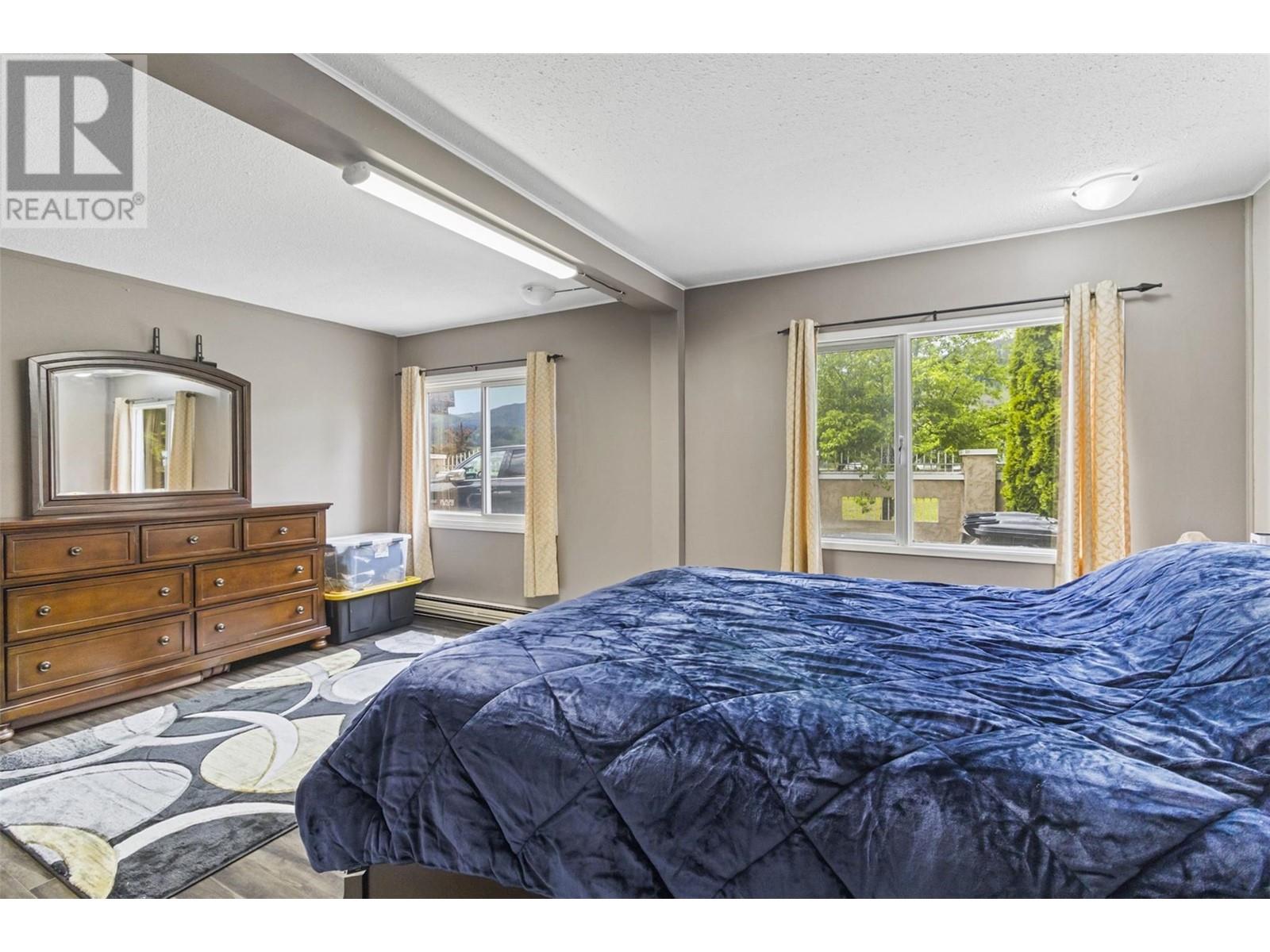 181 Shuswap Avenue Property Photo 25