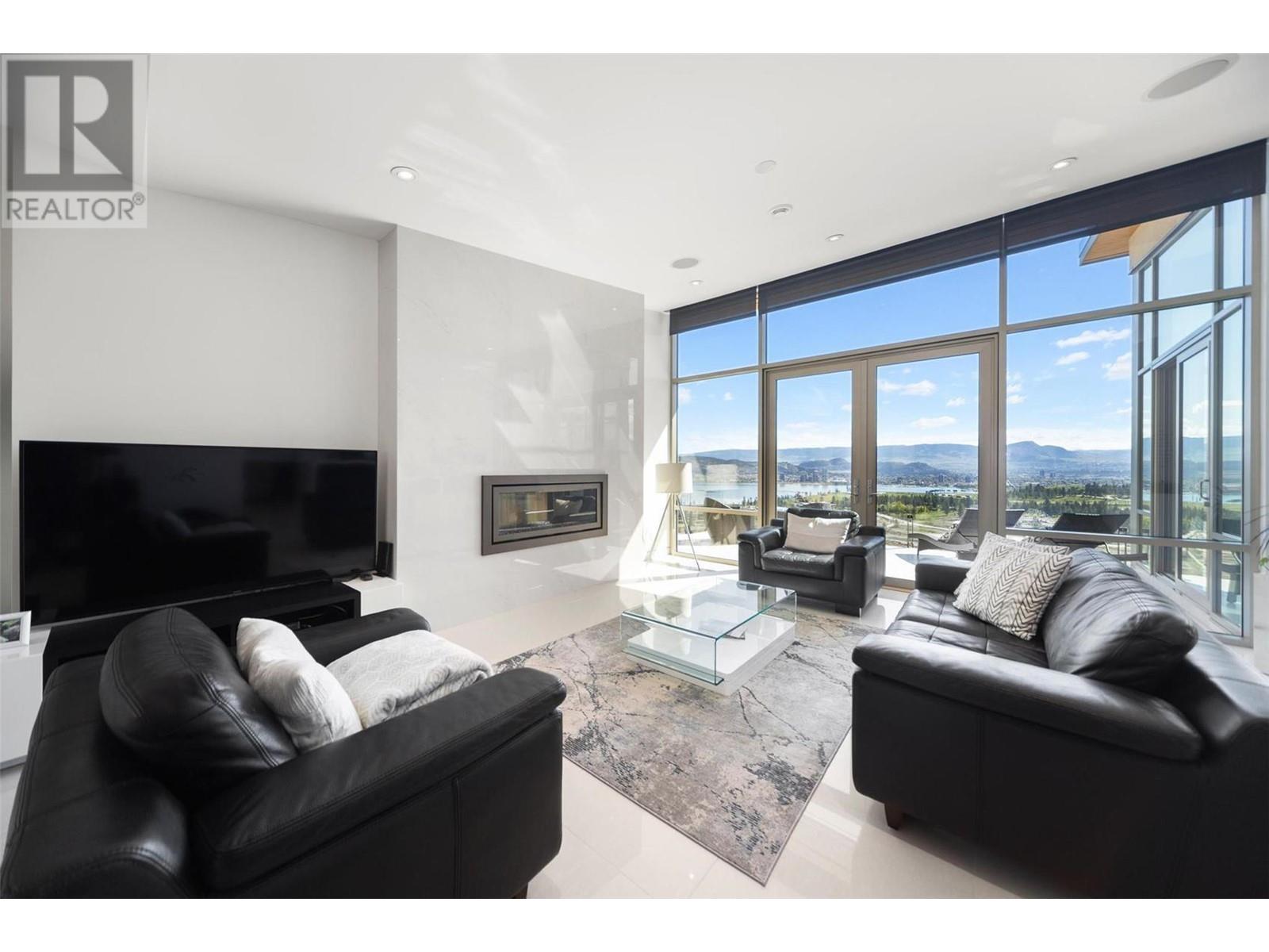 1737 Scott Crescent Property Photo 10