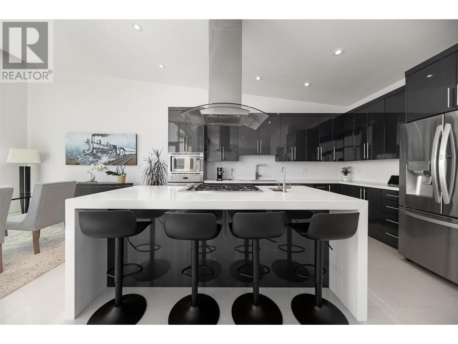 1737 Scott Crescent Property Photo 14