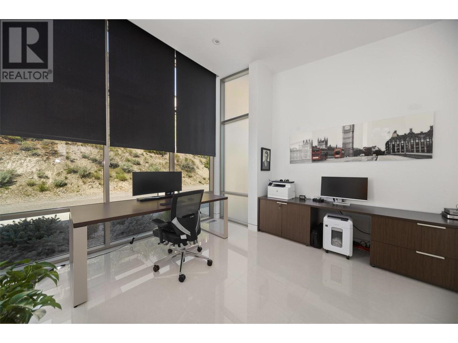 1737 Scott Crescent Property Photo 25