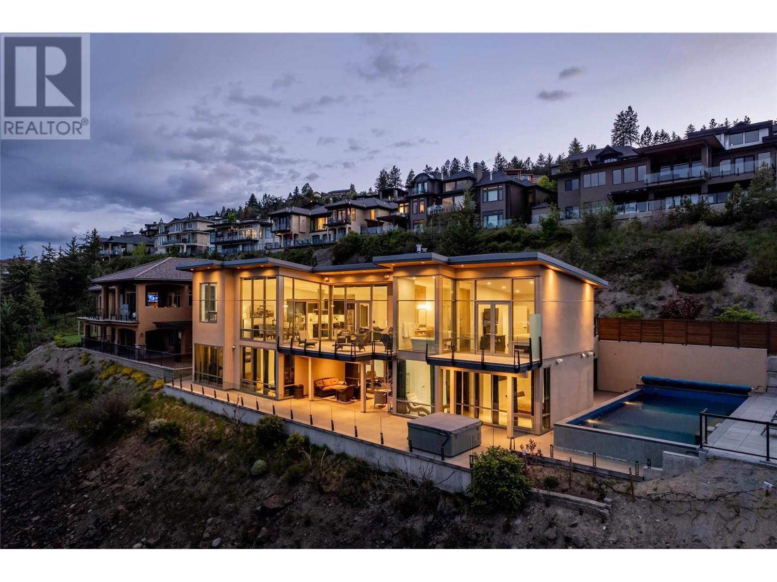 1737 Scott Crescent Property Photo 40