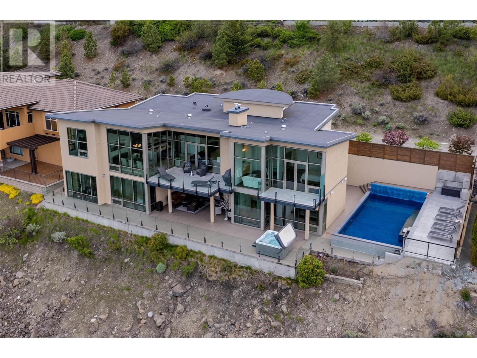 1737 Scott Crescent Property Photo 44