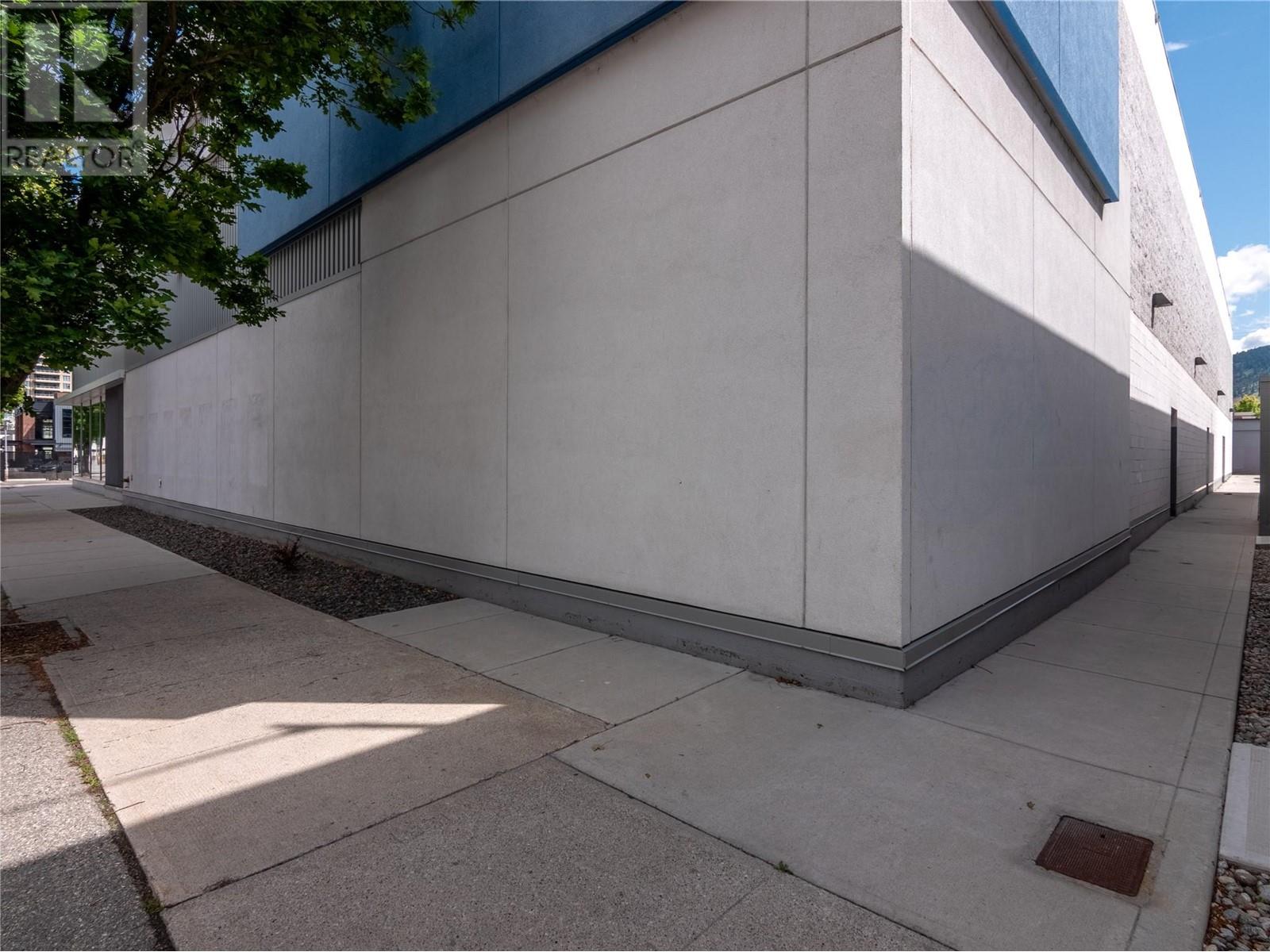 250 Winnipeg Street Property Photo 31