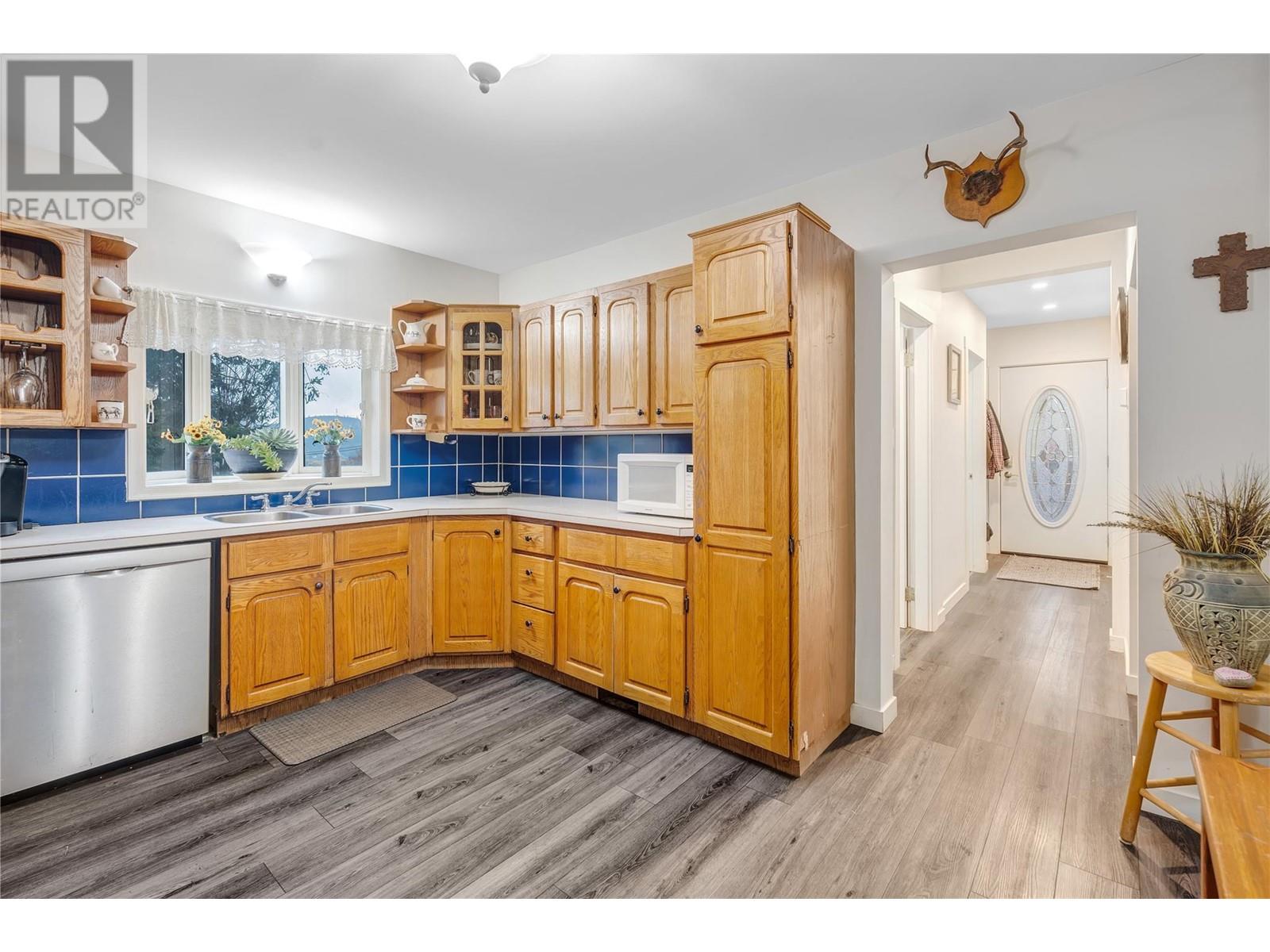 15902 Prairie Valley Road Property Photo 12