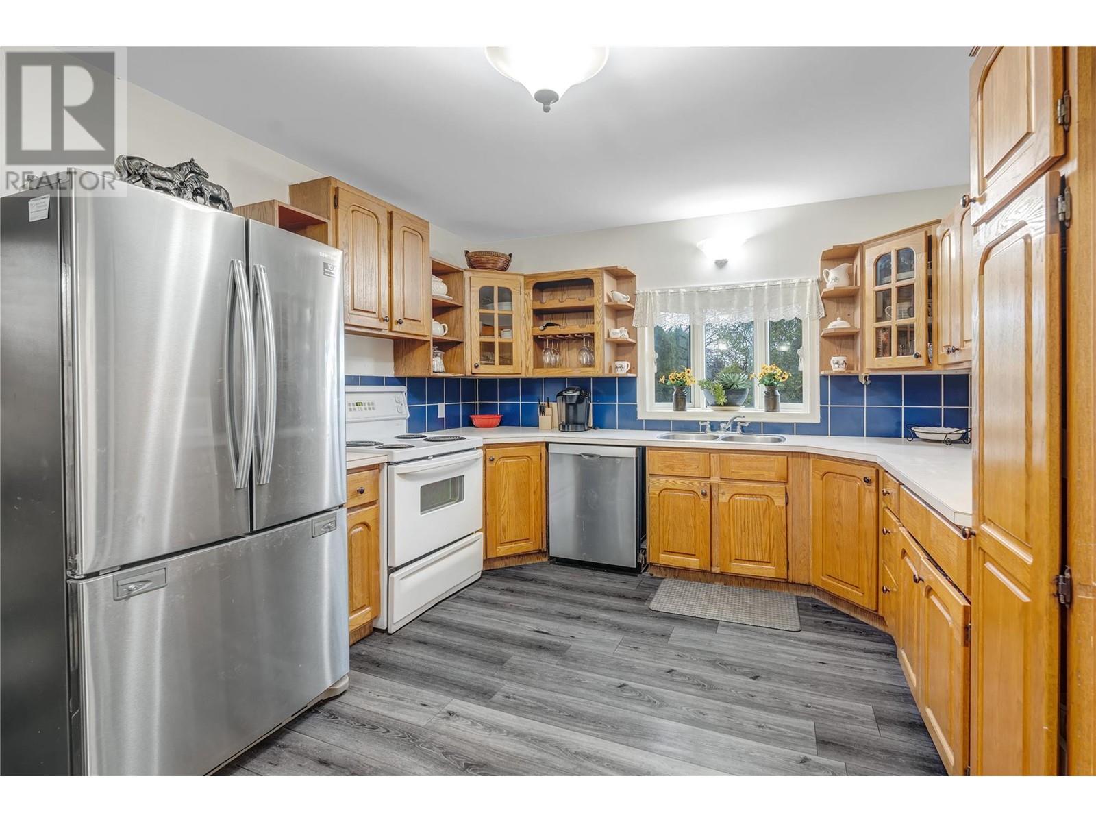 15902 Prairie Valley Road Property Photo 13