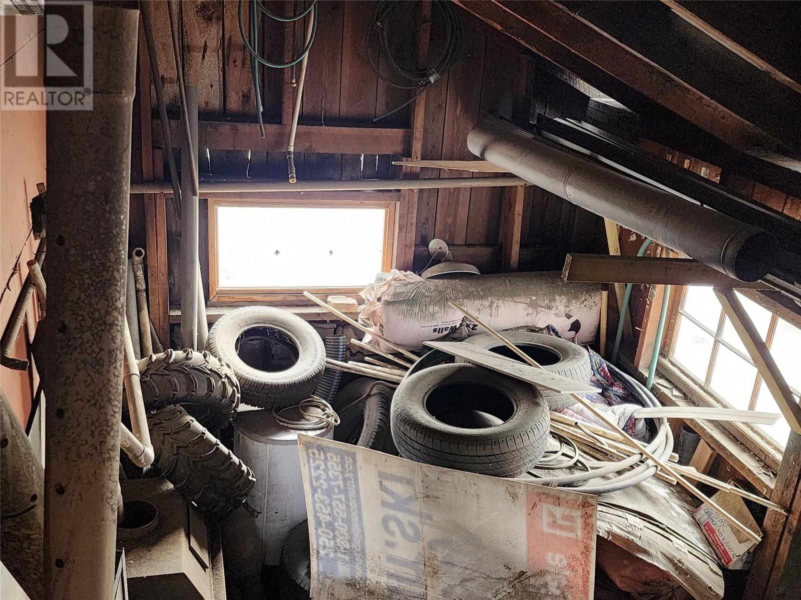 420 Railway Avenue Property Photo 17