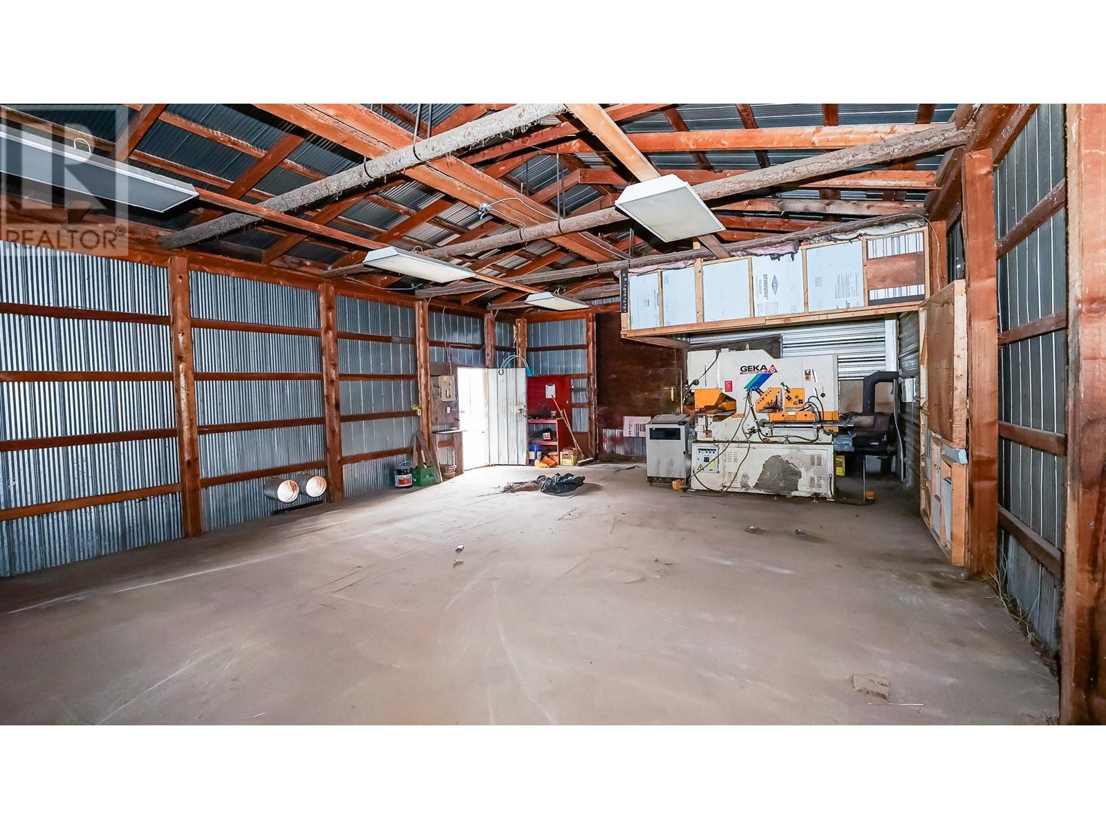 426 Aylmer Road Property Photo 11