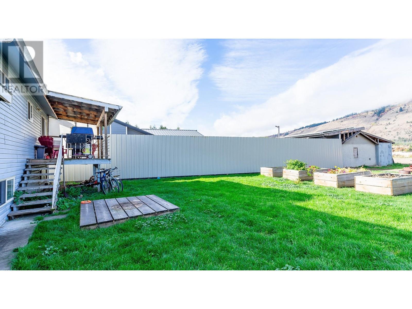 426 Aylmer Road Property Photo 16