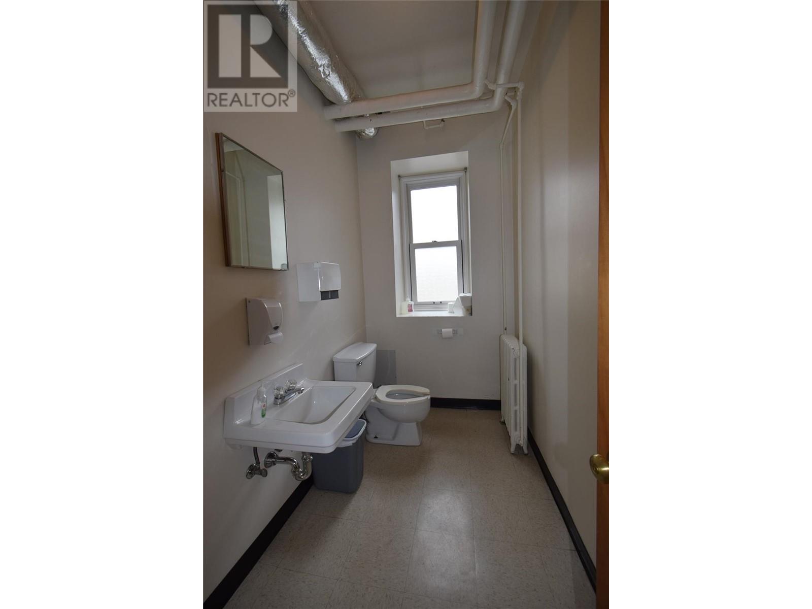 403 Vernon Street Property Photo 18