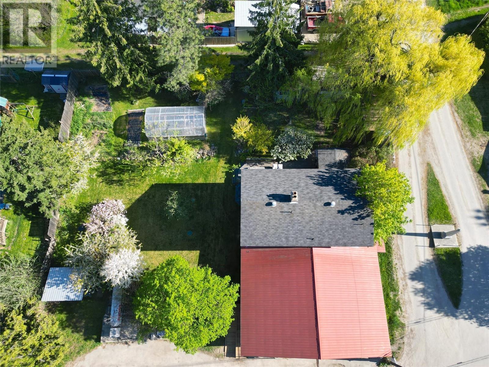 7904 Railway Avenue Avenue Property Photo 10