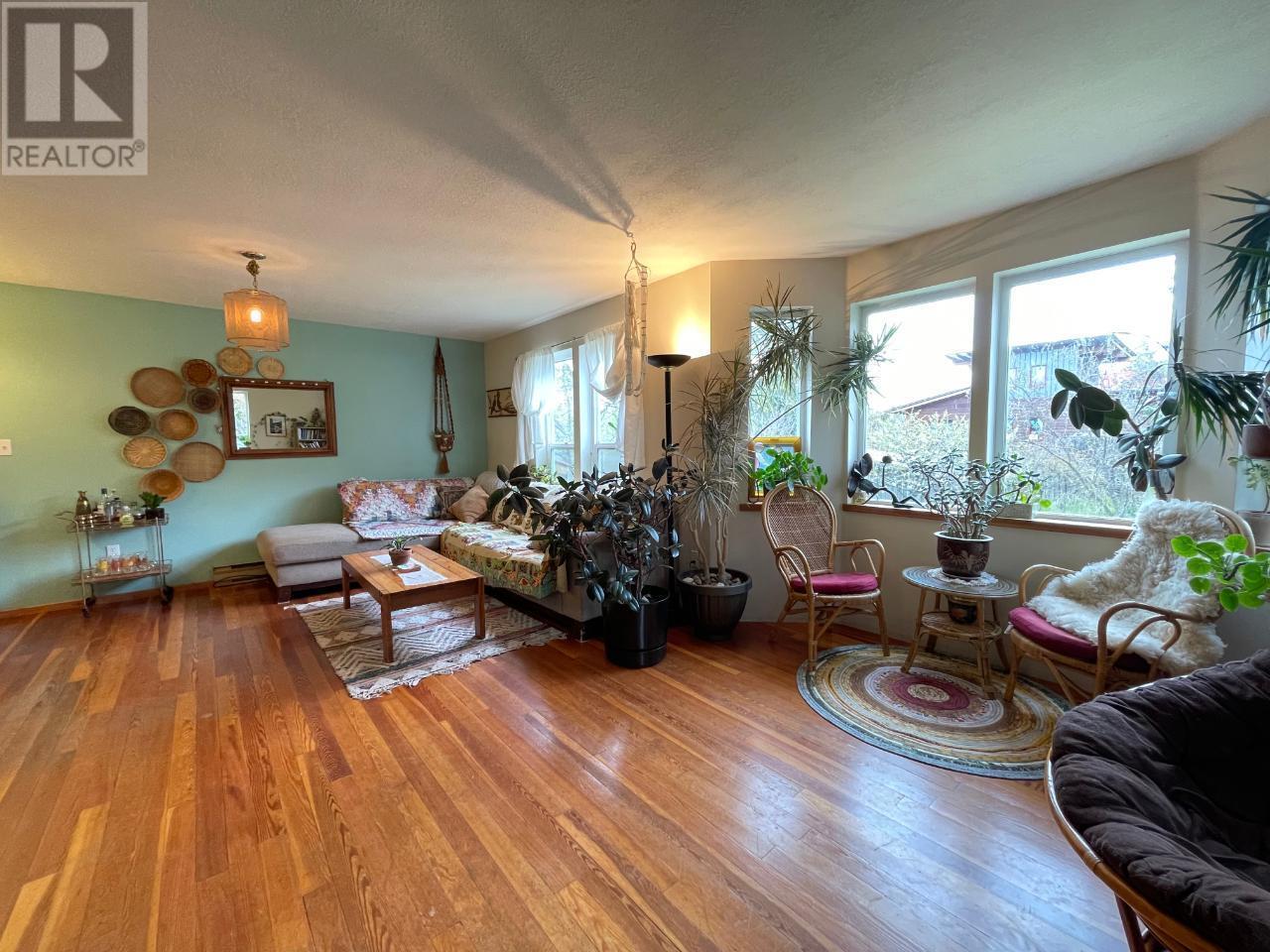 7904 Railway Avenue Avenue Property Photo 57