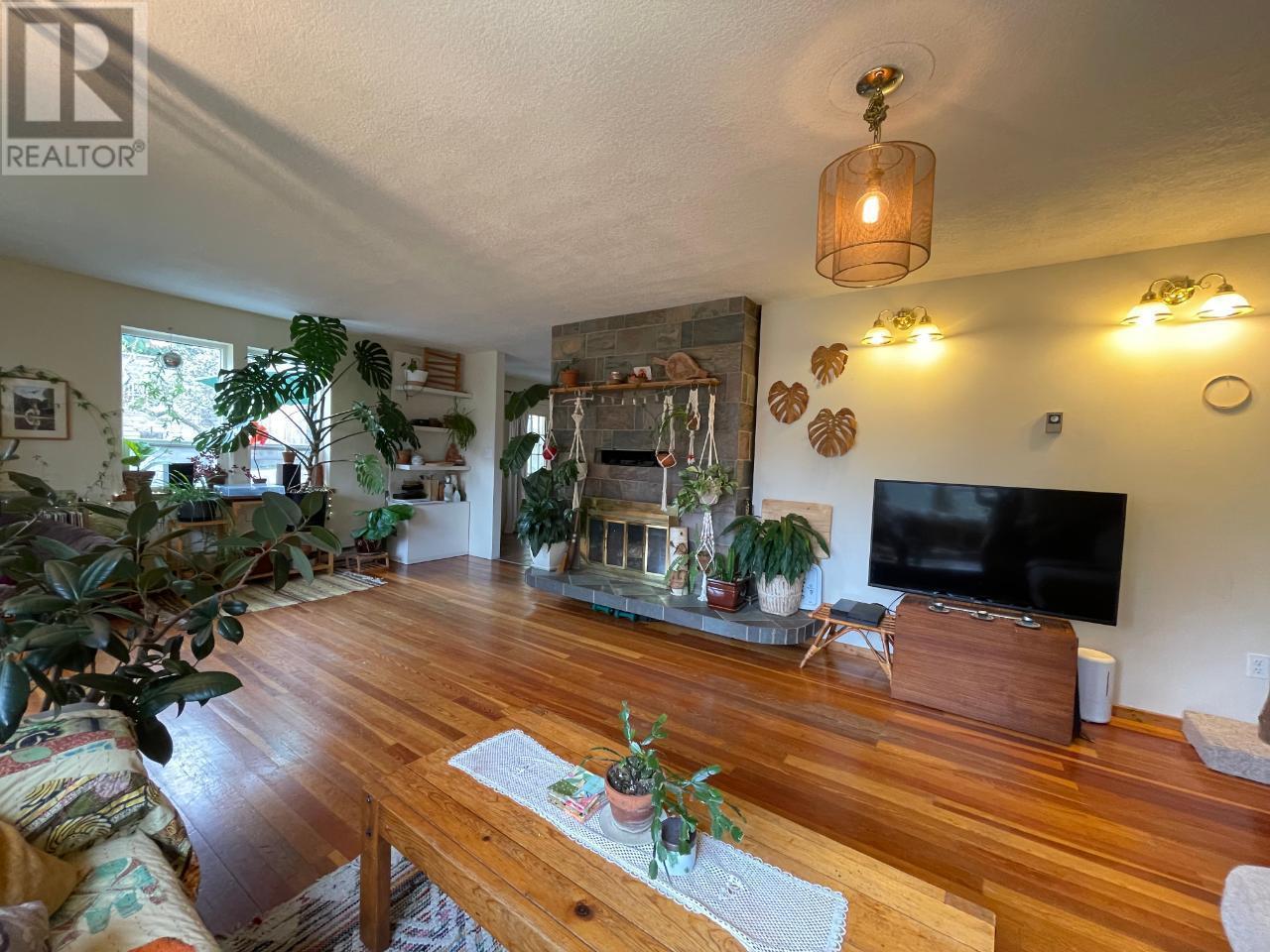 7904 Railway Avenue Avenue Property Photo 59