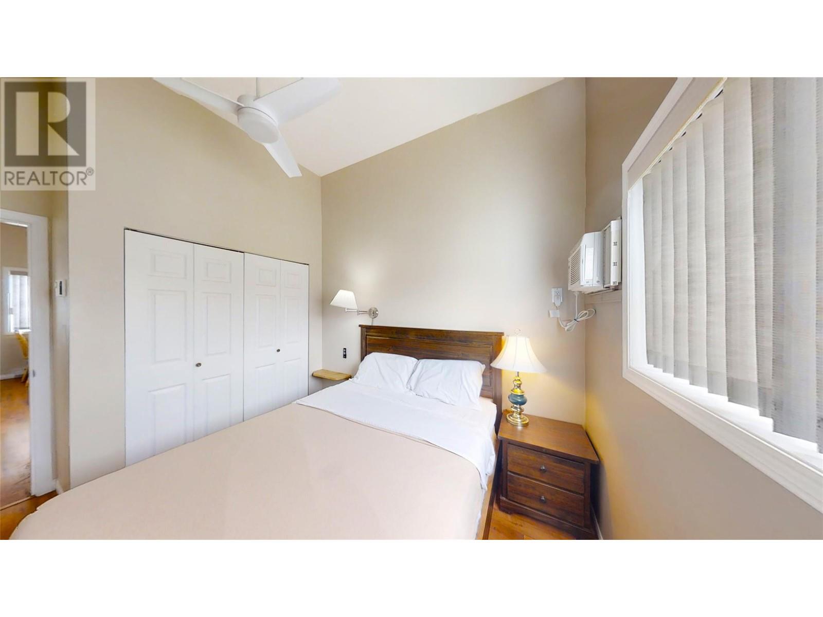1028 Lakeshore Drive Unit# 221 Property Photo 16