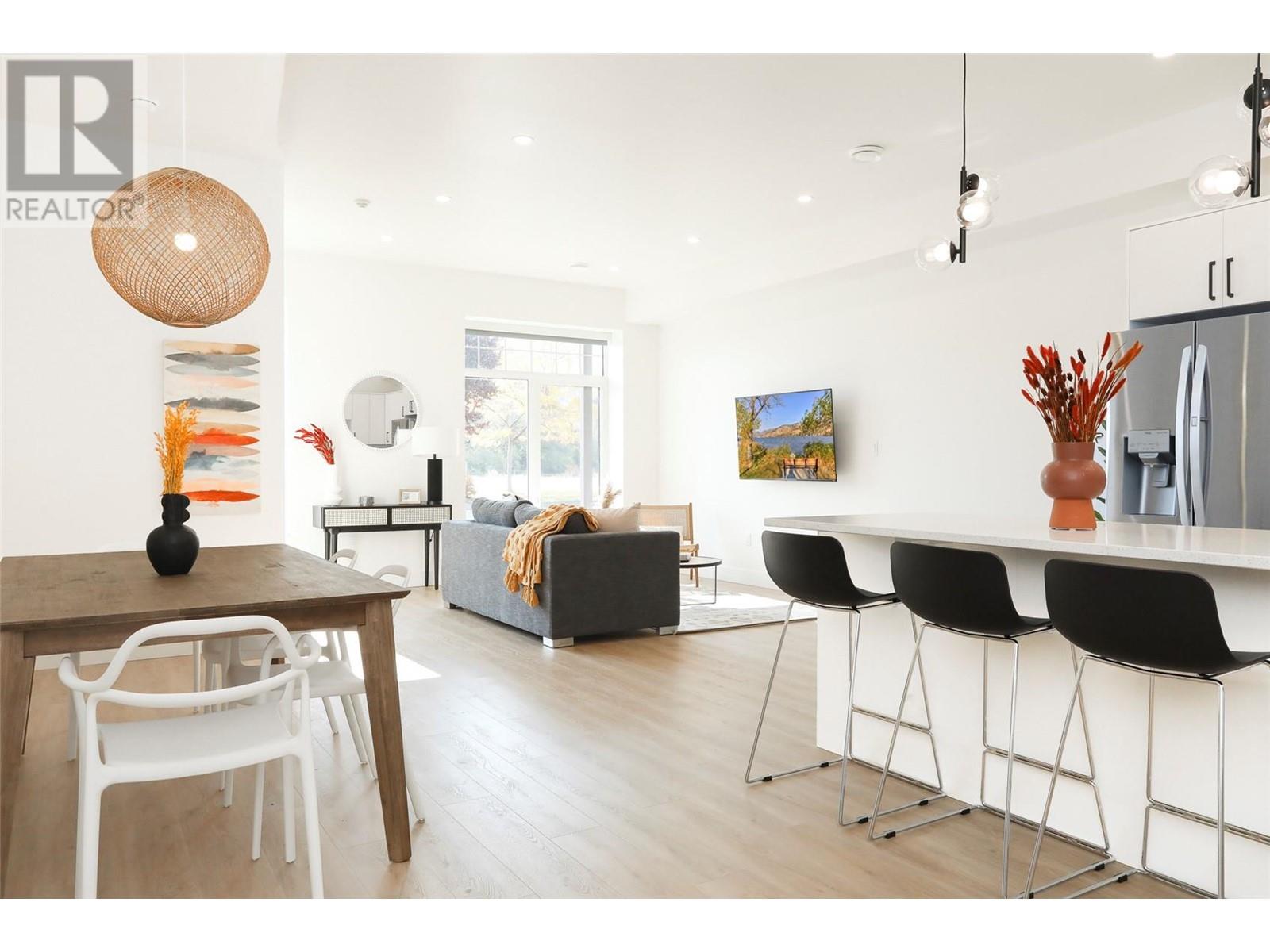 850 Railway Lane Unit# 103 Property Photo 1