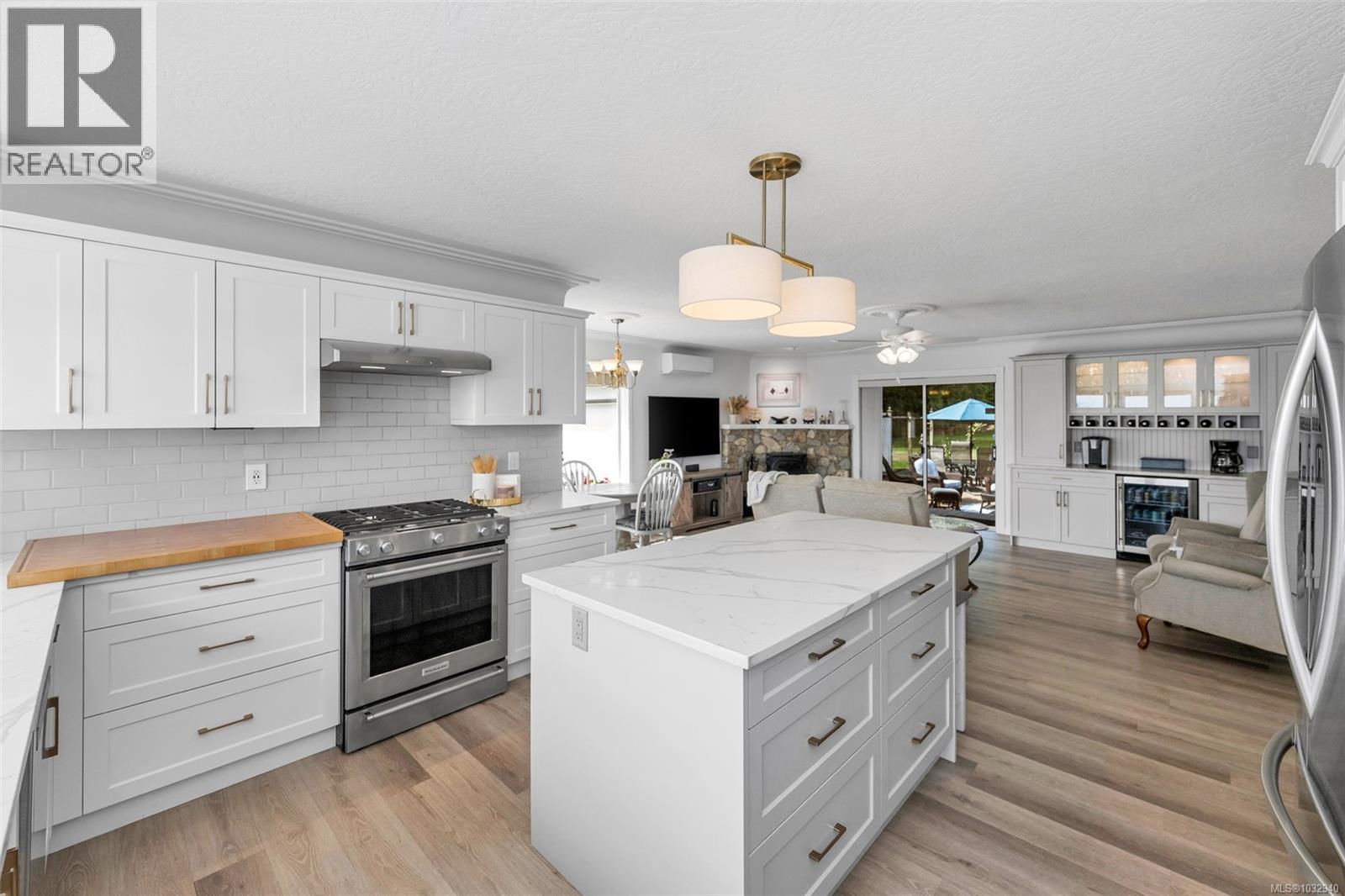 2304 Boulding Rd Property Photo 16