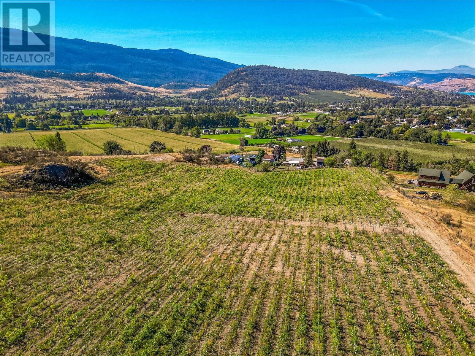 9269 Highway 6 Property Photo