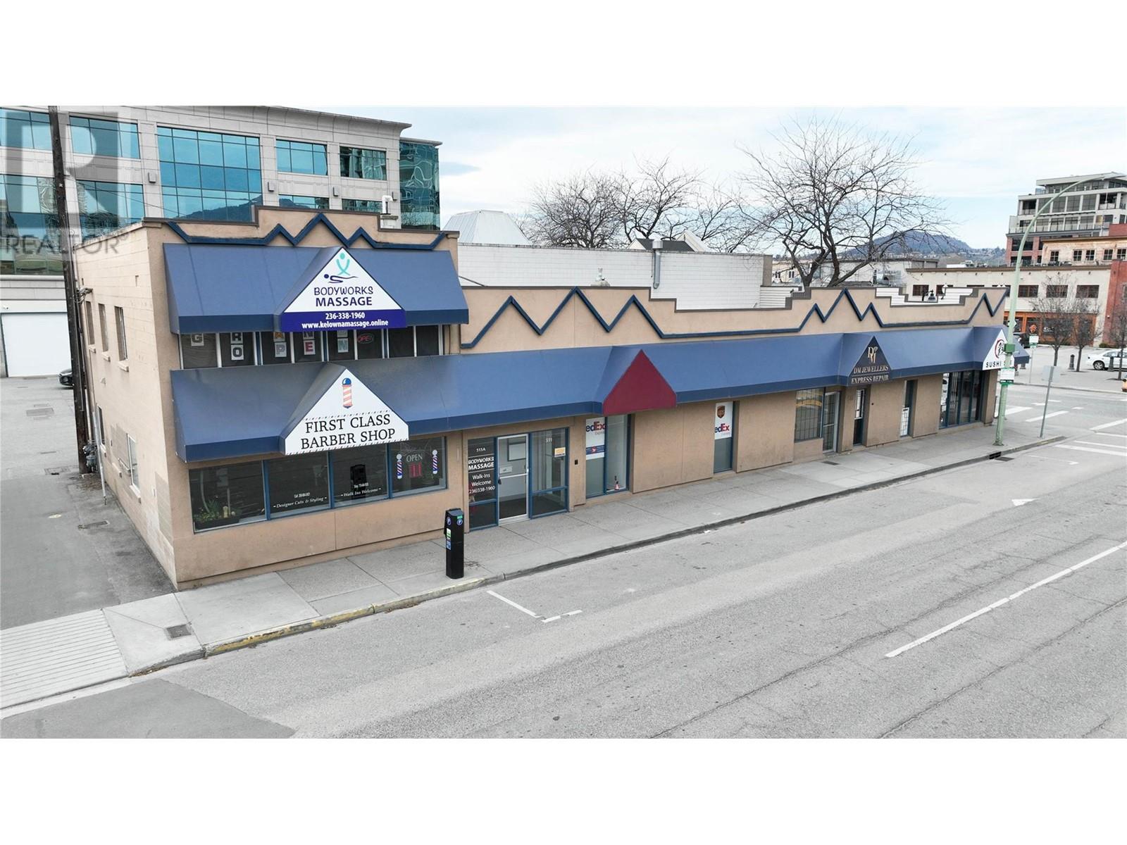 511 Lawrence Avenue Property Photo 12