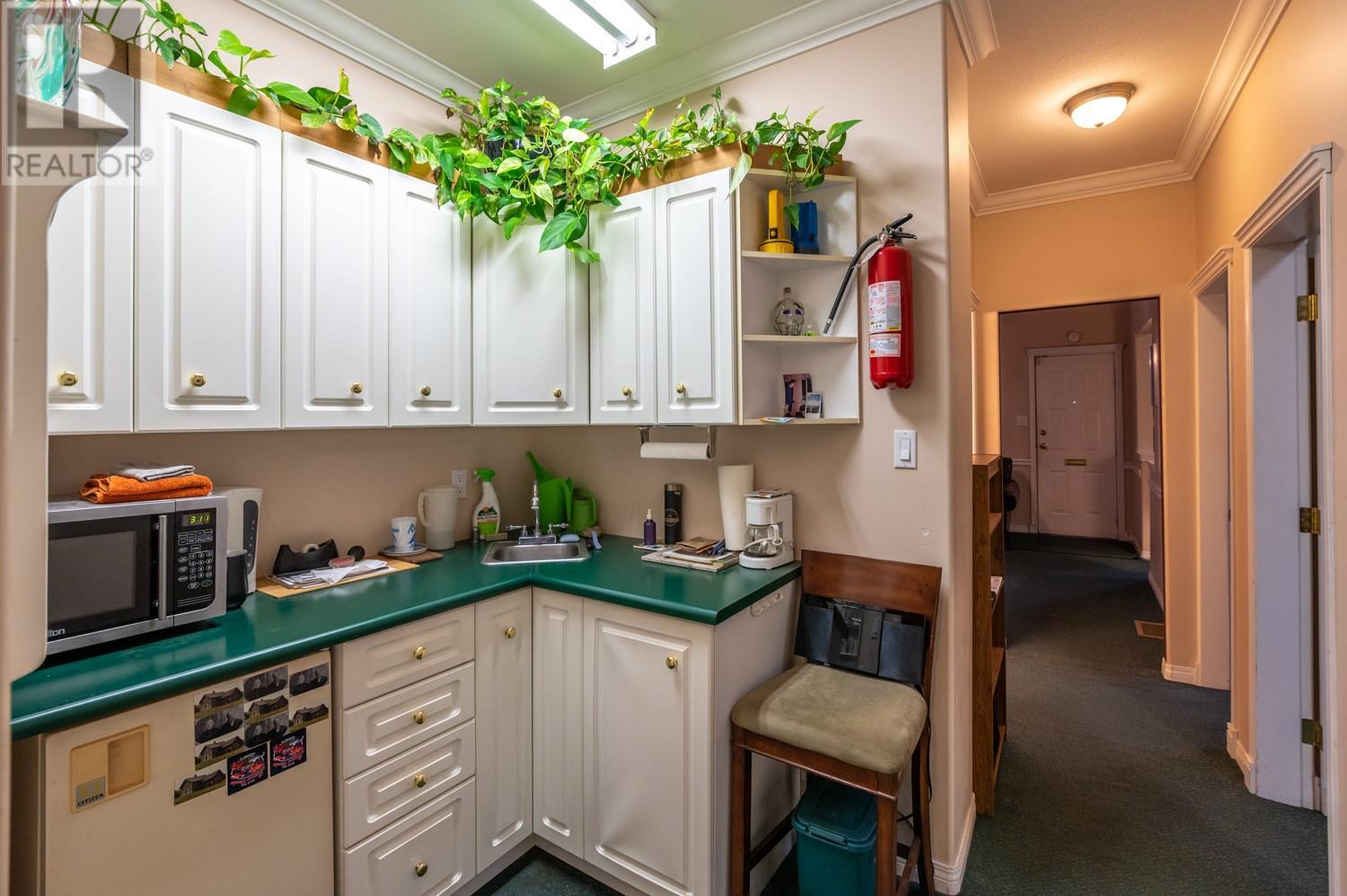 626 Martin Street Property Photo 14