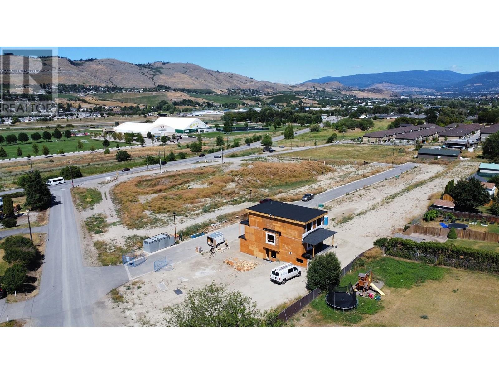 6758 Okanagan Avenue Unit# 6 Lot# 6 Property Photo 8