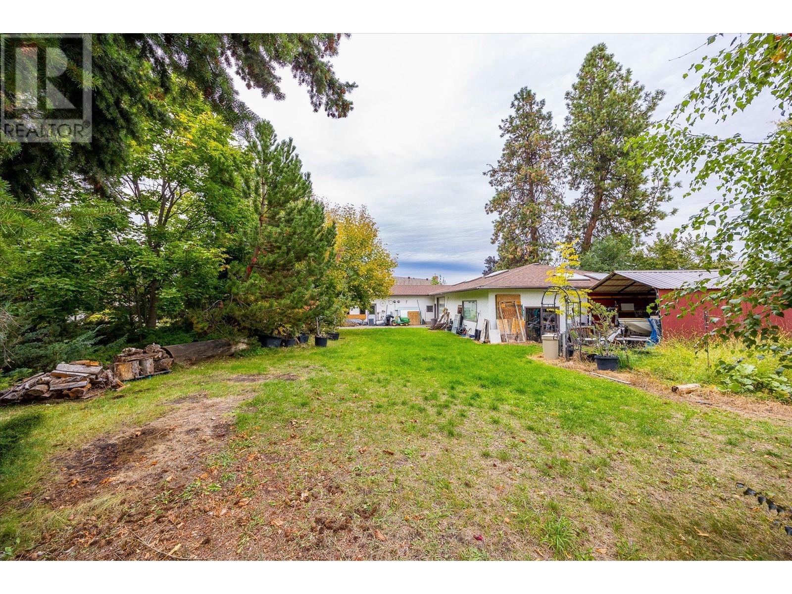 4377 Lakeshore Road Property Photo 10