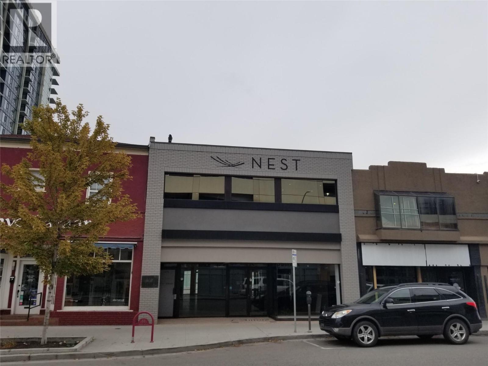 1607 Pandosy Street Property Photo 1