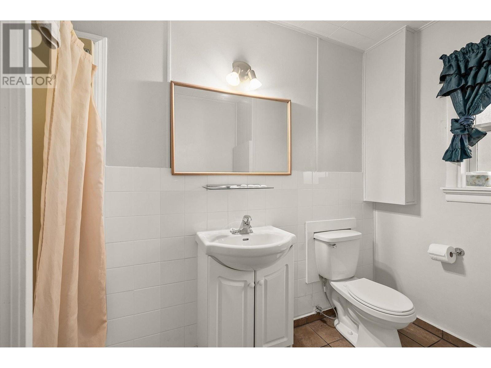 7414 97 Street Property Photo 29