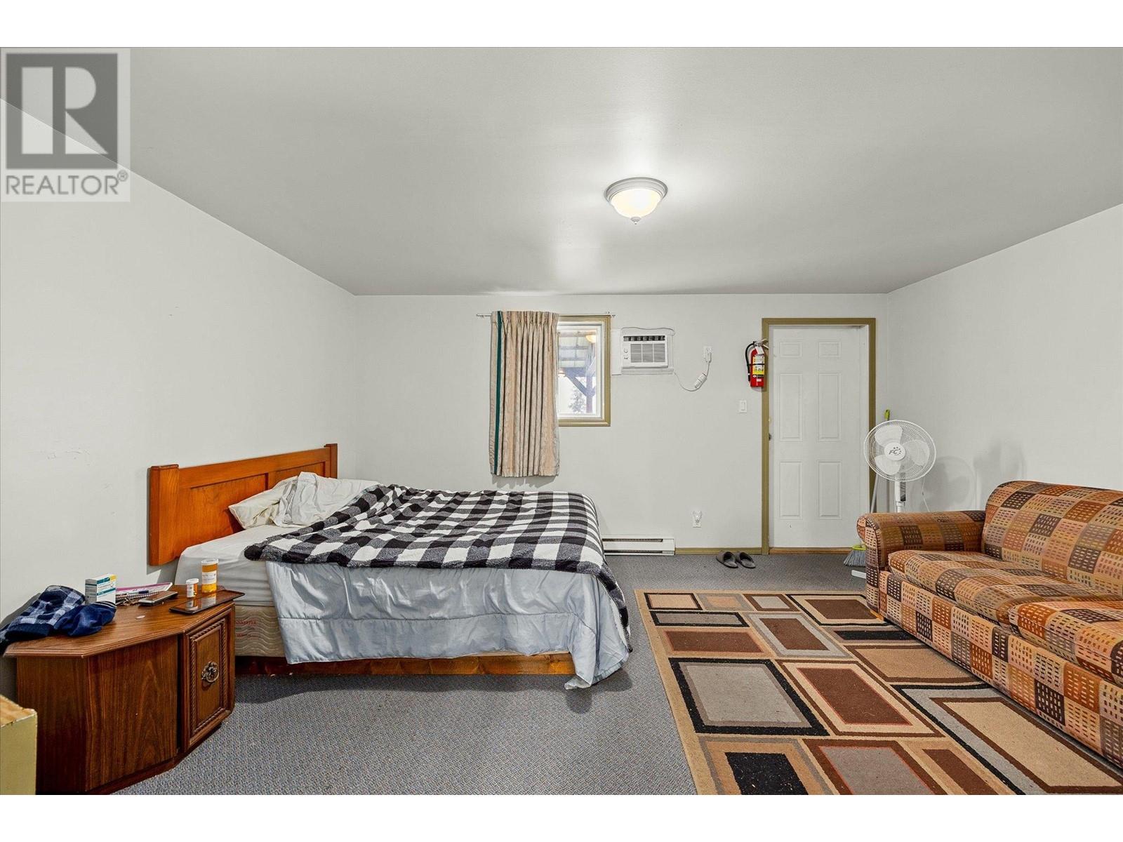 7414 97 Street Property Photo 43