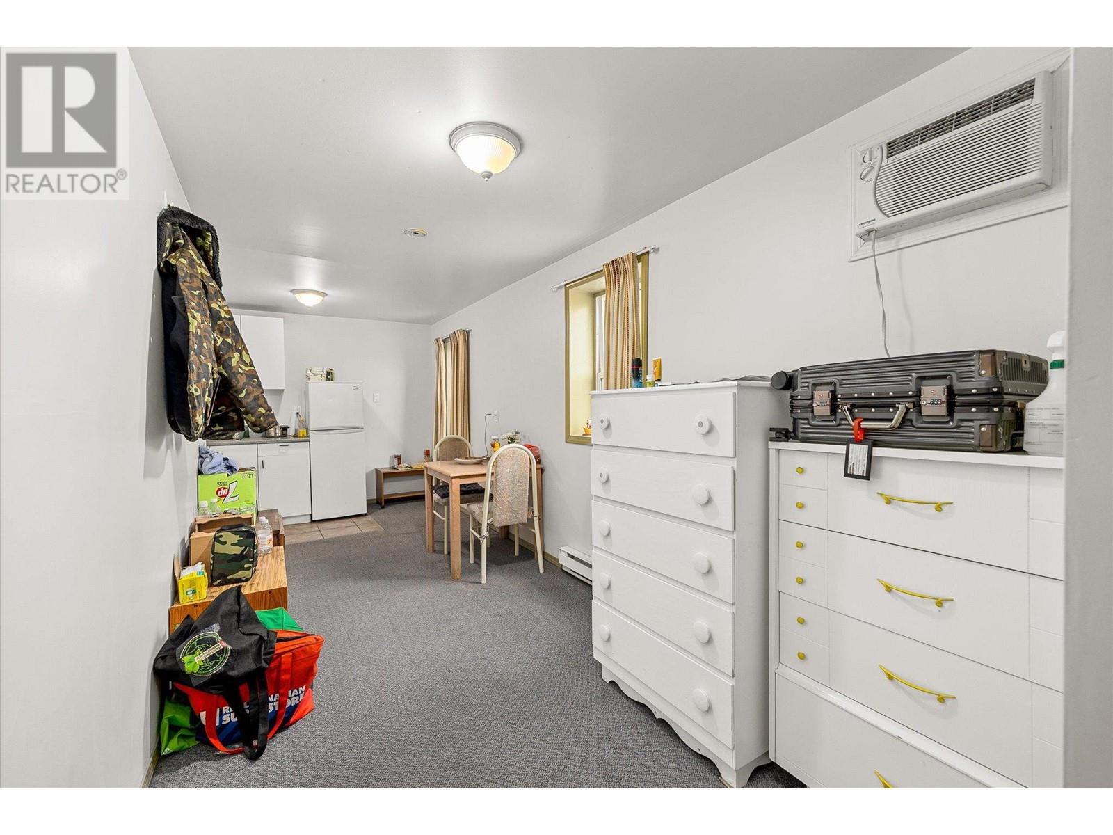 7414 97 Street Property Photo 46