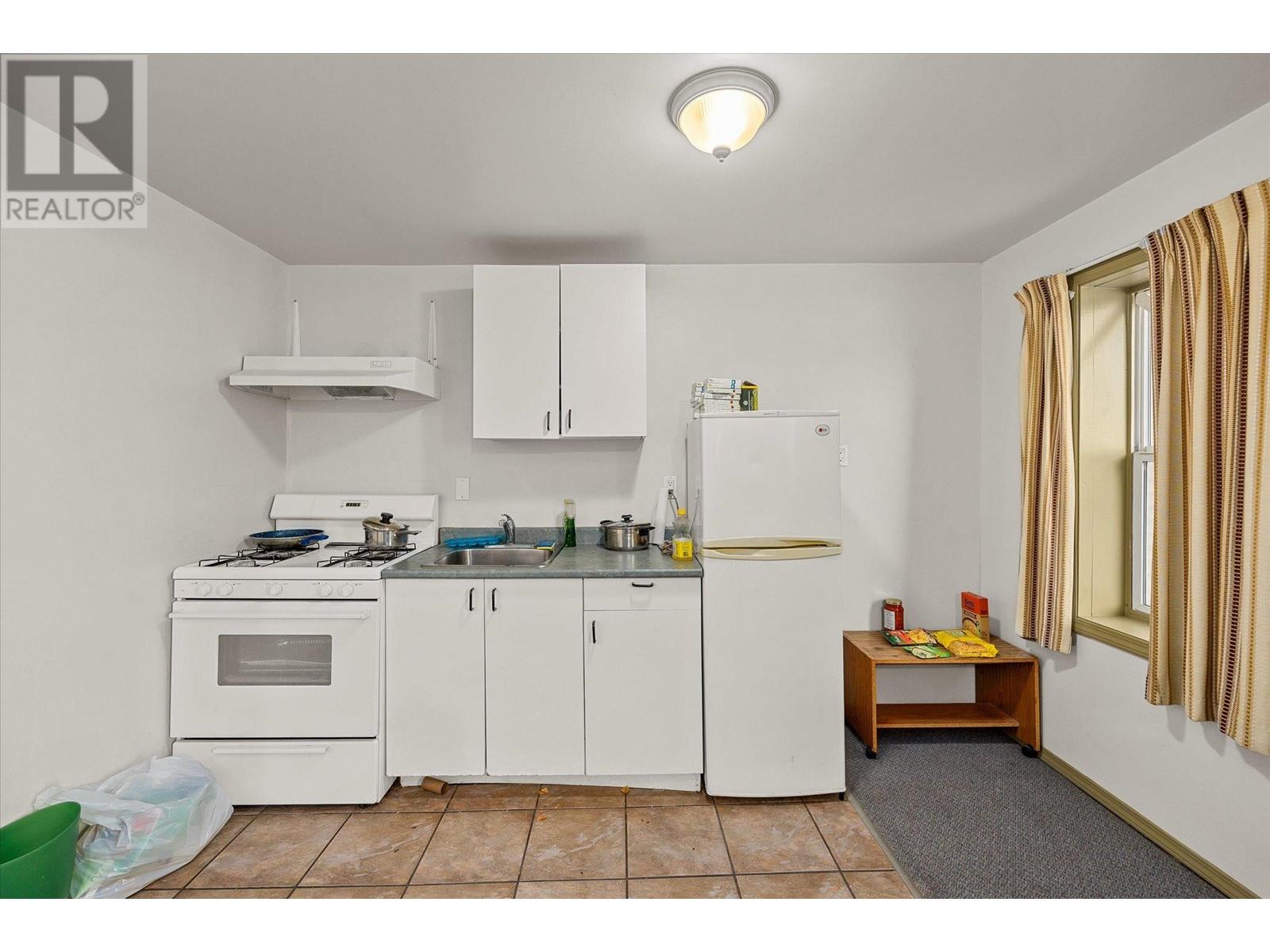 7414 97 Street Property Photo 47
