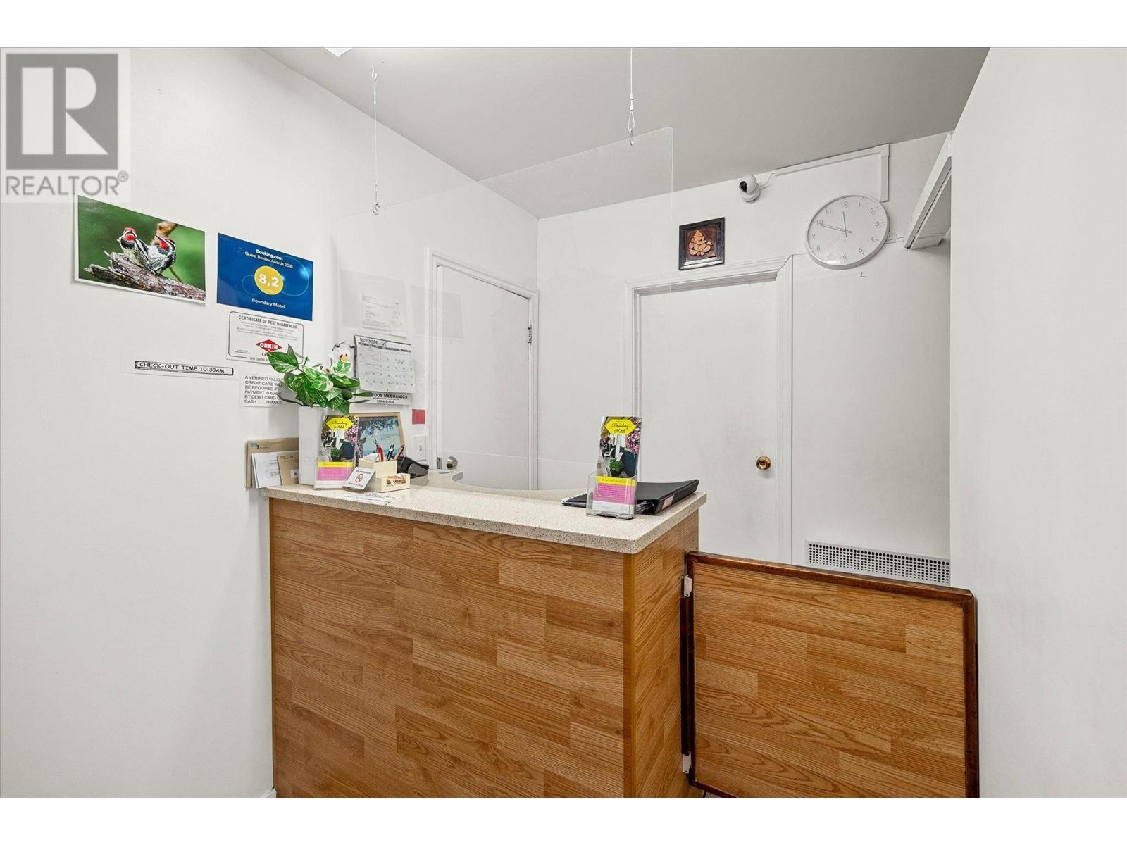 7414 97 Street Property Photo 60