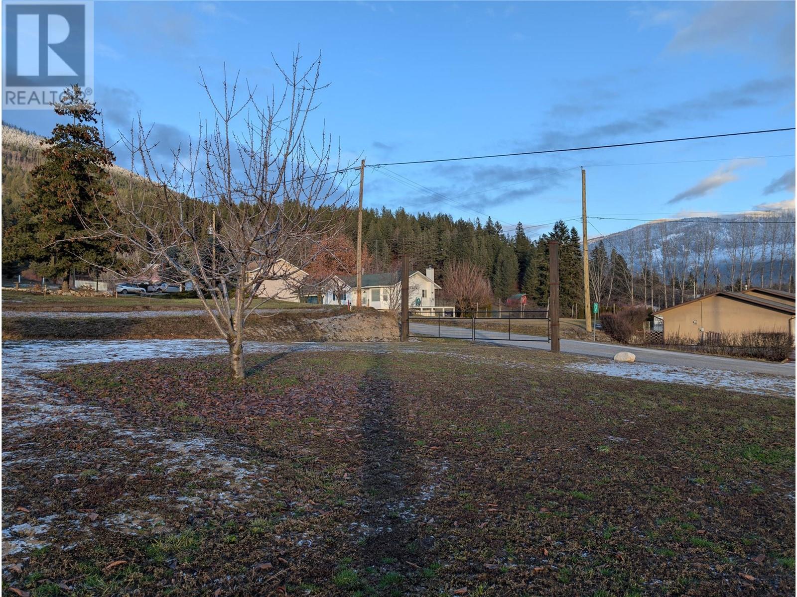 2628 3 Highway Property Photo 10