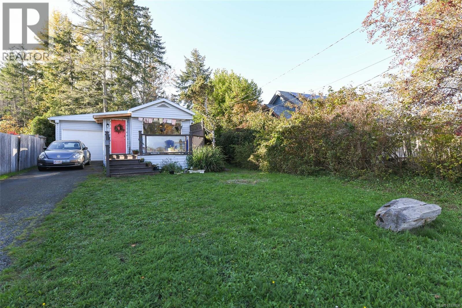 5557 Horne St Property Photo 3