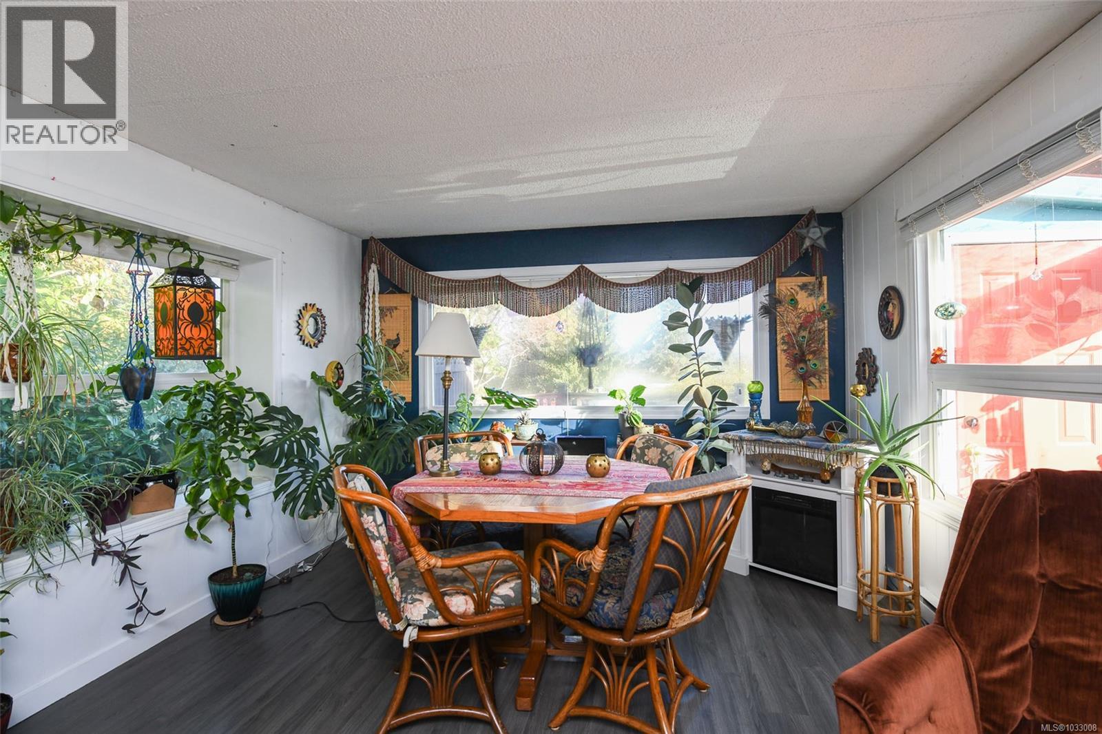 5557 Horne St Property Photo 20