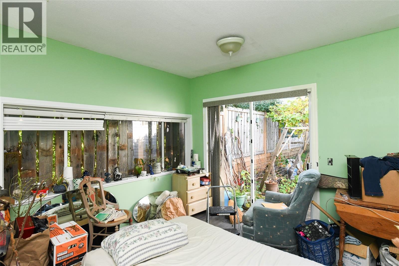 5557 Horne St Property Photo 22