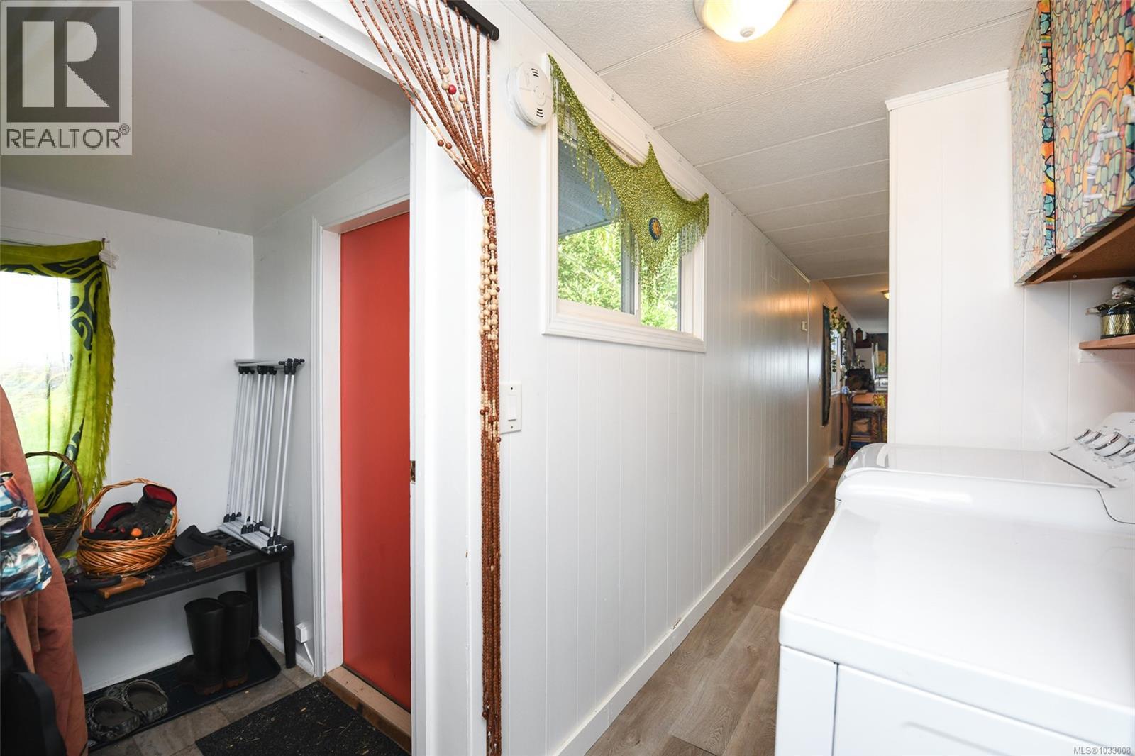 5557 Horne St Property Photo 24