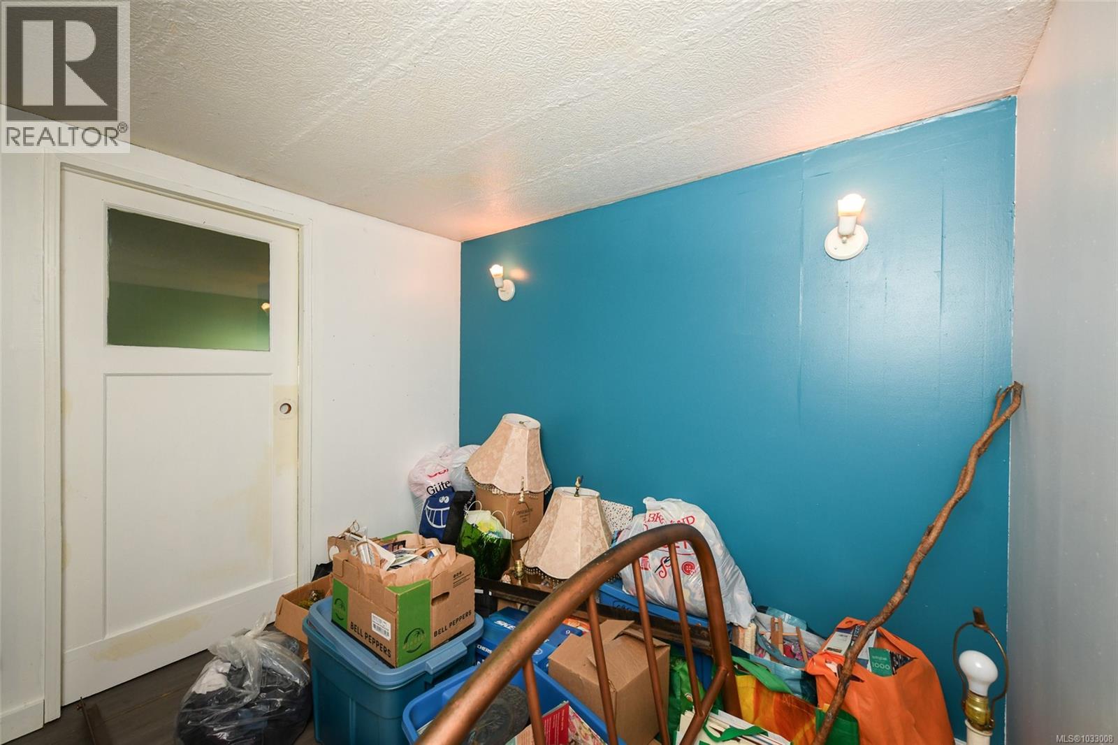 5557 Horne St Property Photo 28