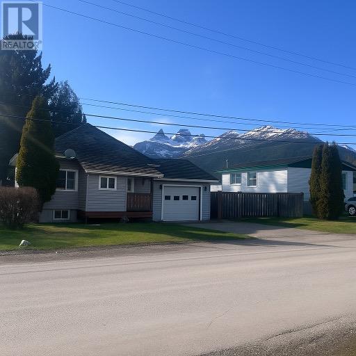 1171 1st Avenue Property Photo 2