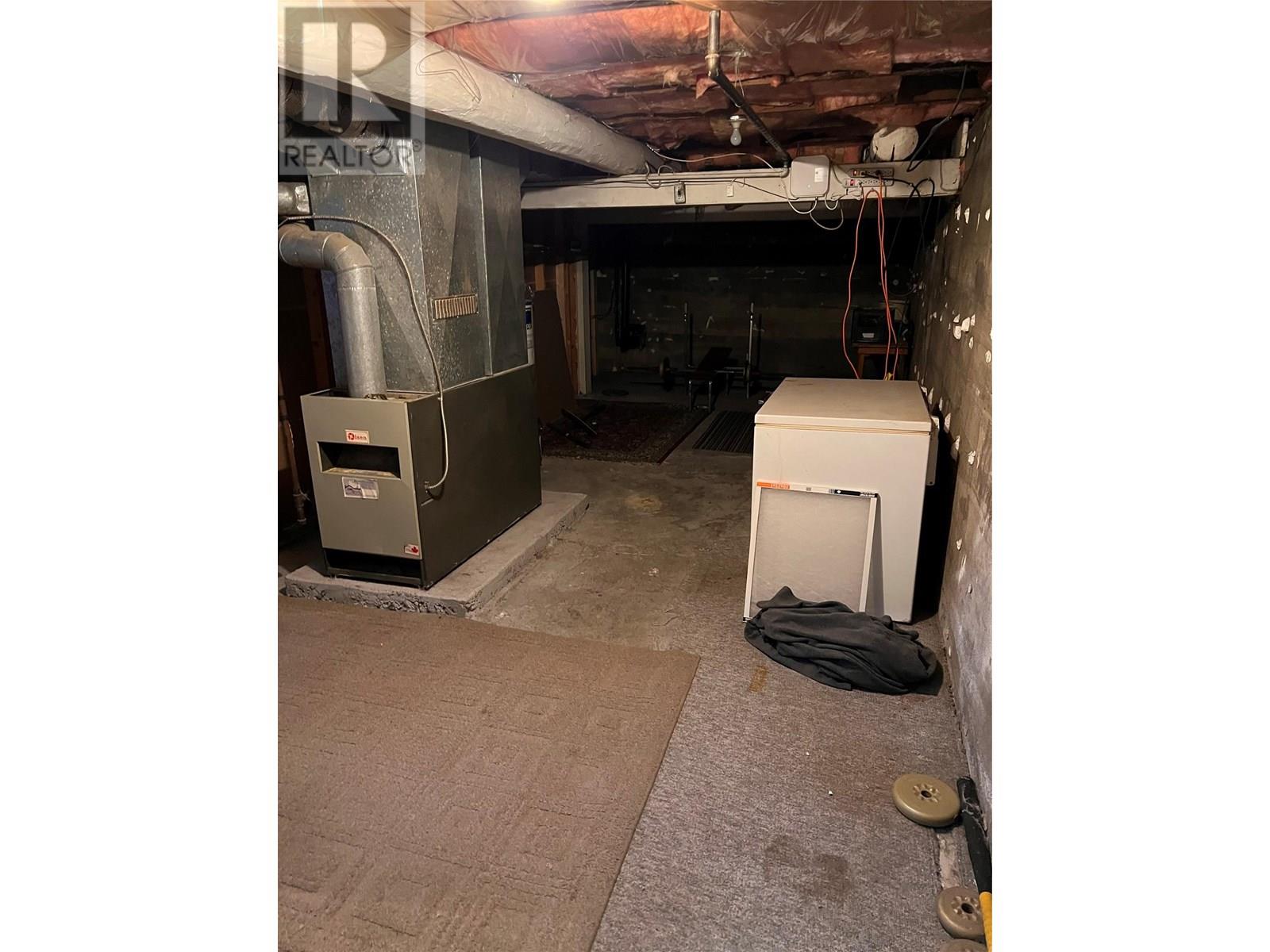 1171 1st Avenue Property Photo 14
