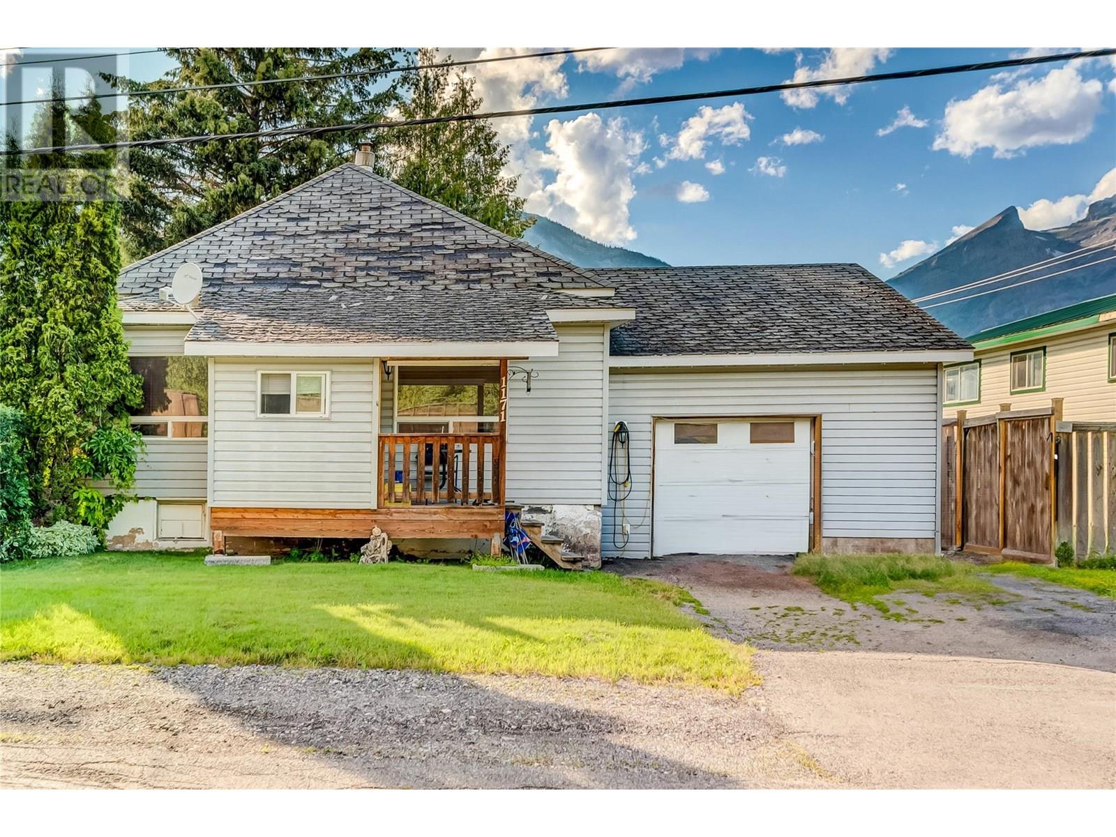 1171 1st Avenue Property Photo 18